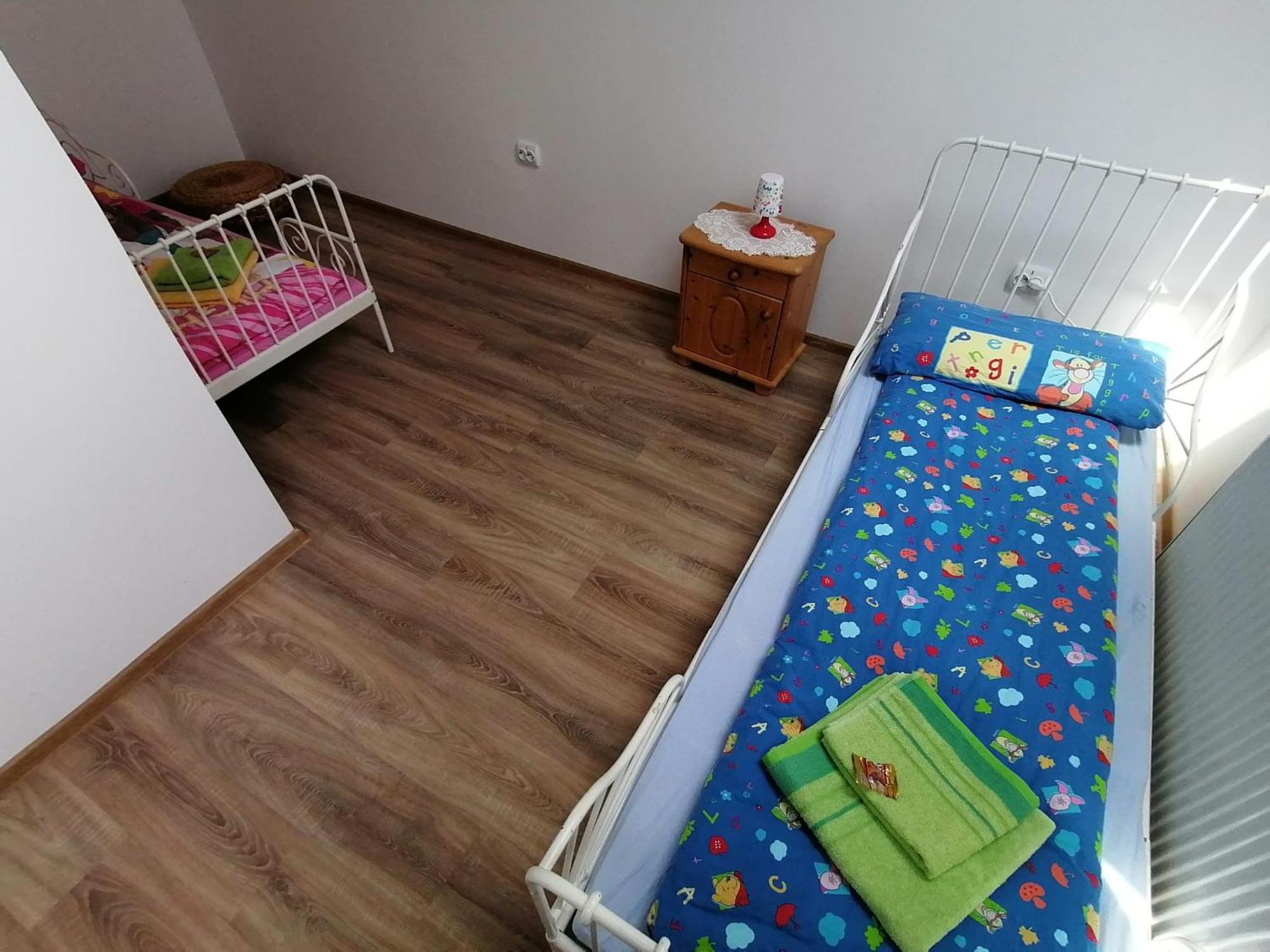 ホテル Casa Bunicii Sasca Montană エクステリア 写真